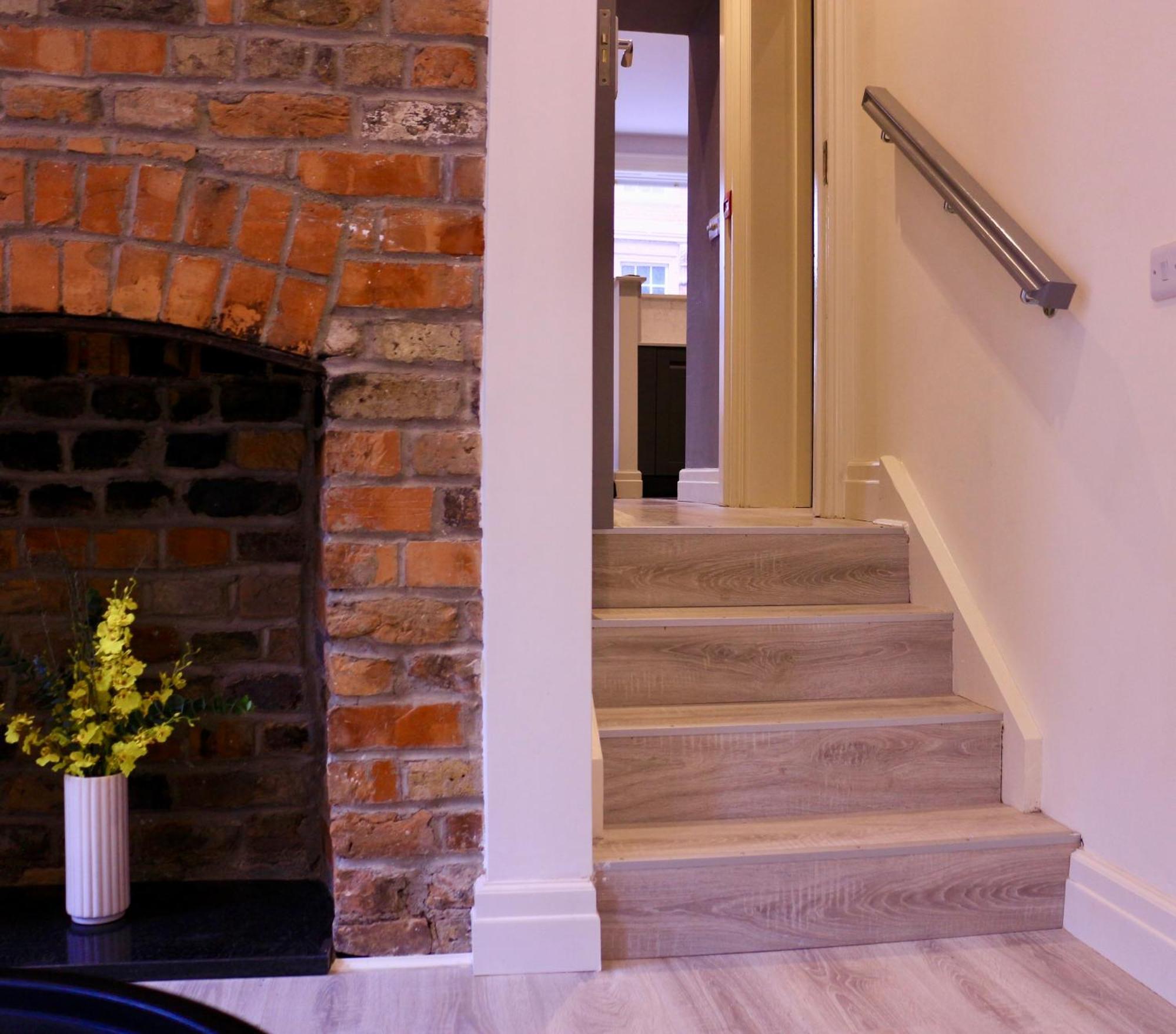 Spire Entire Apartment No Kitchen Dublin Zewnętrze zdjęcie